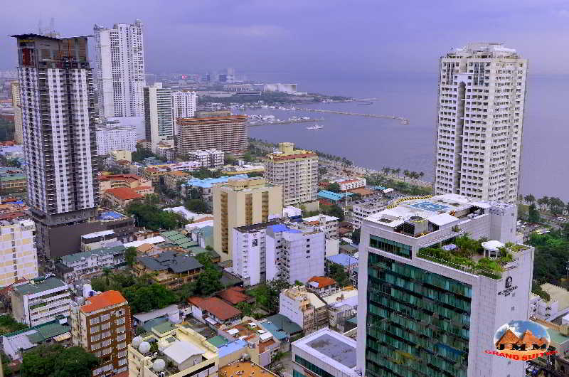 Jmm Apartment Suites Manila Exterior photo