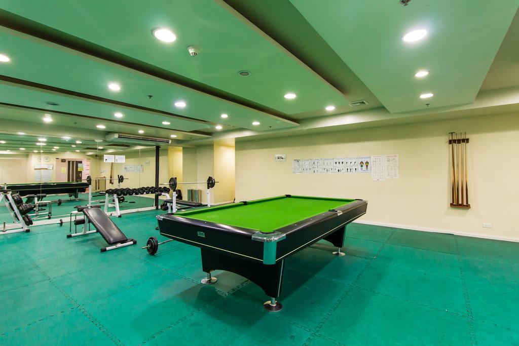 Jmm Apartment Suites Manila Exterior photo